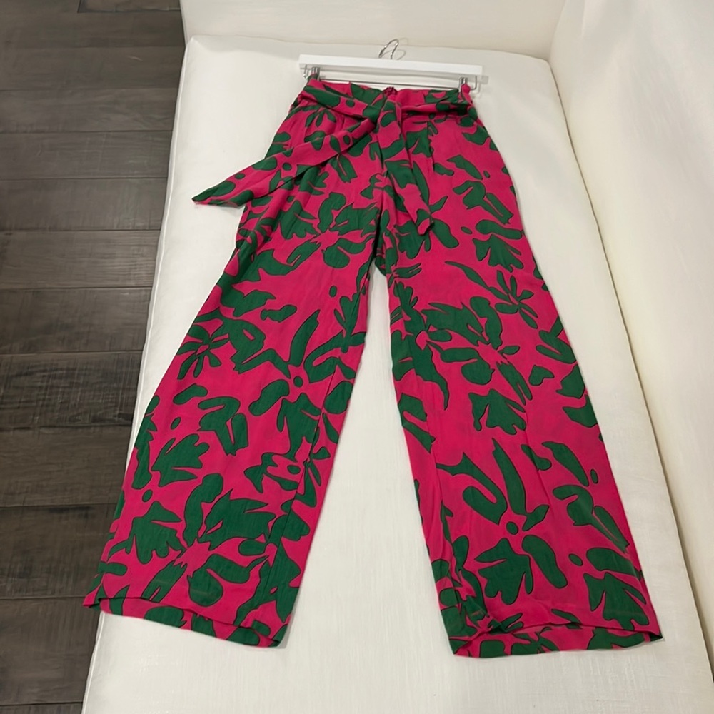 Two Piece Set - image 2